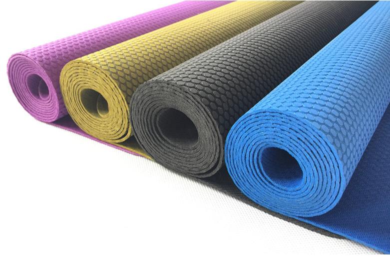 High density soft natural rubber yoga mats