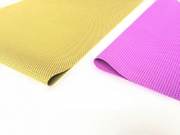  High density soft natural rubber yoga mats	